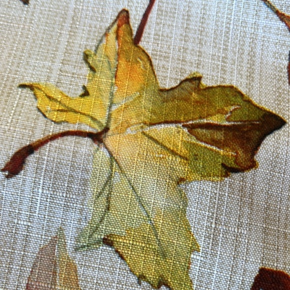 Cheery Seasonal Autumn Tablecloth - Picture 7 of 8